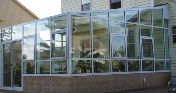 Lean-to cannabis greenhouse